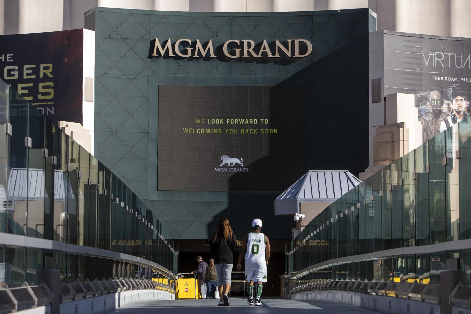 Vegas Unemployment Number Hikes as More MGM Casinos Furlough Their Employees